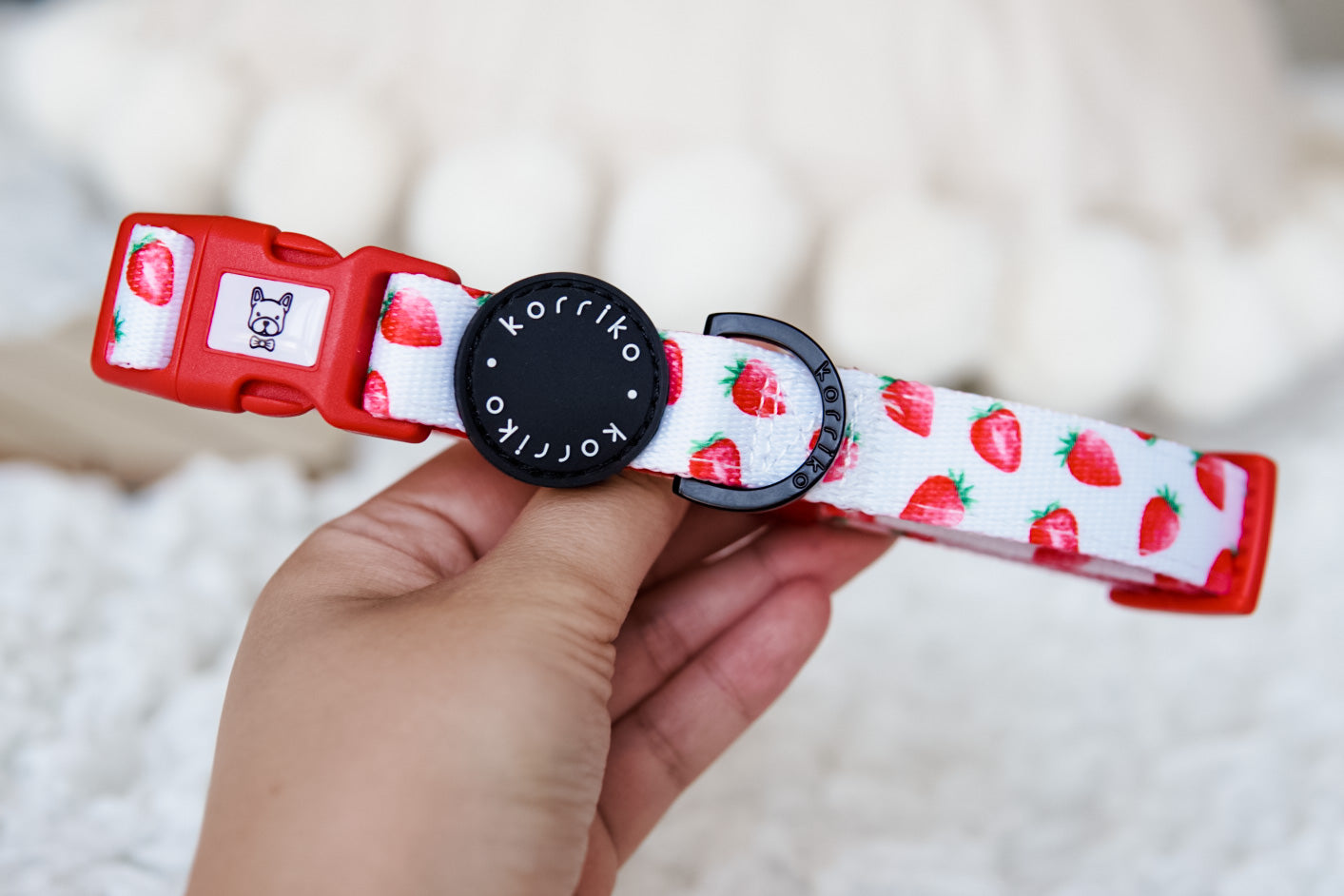 Dog Collar - Strawberries & Cream (Final Sale)